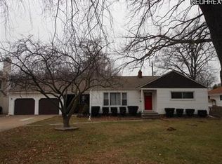 126 Woodstock Ave, Avon Lake, OH 44012