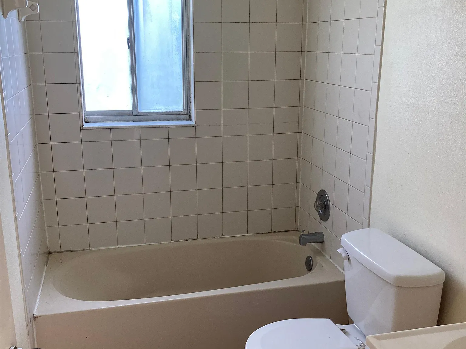 3 bed, 1161 sqft, $1,495 — Photo 3