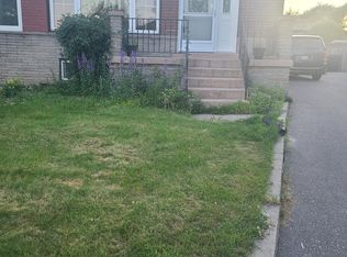 108 Rochman Blvd, Toronto, ON M1H 1S2