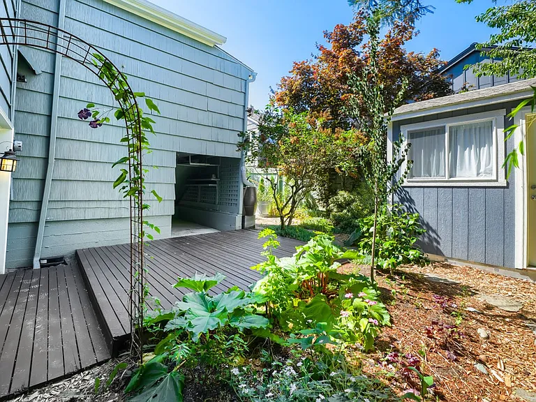 3512 SW Charlestown St — Photo 18