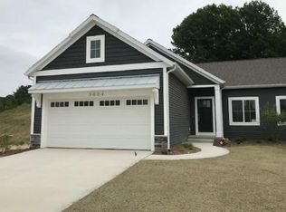 5904 Gleneagle Trl #140, Hudsonville, MI