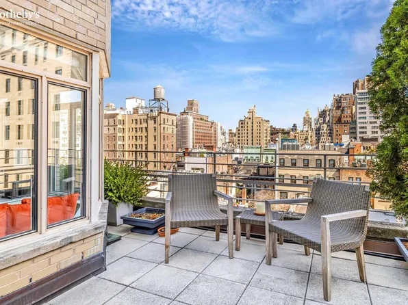 44 East 67th Street 11A image 15 of 16