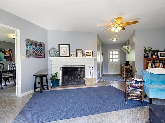 4th image of 3600 Squire Ln