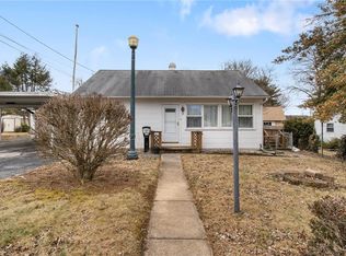 9 Wayne Cir, Camp Hill, PA