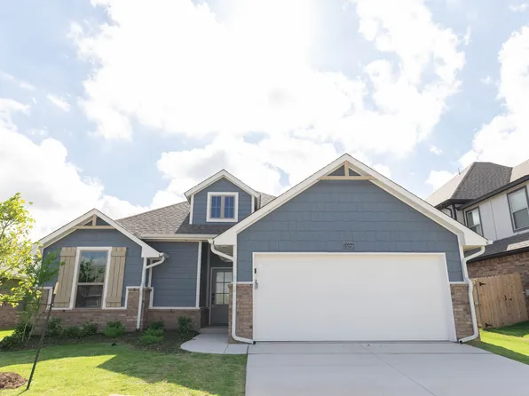 15228 Bedford Rd, Edmond, OK 73013