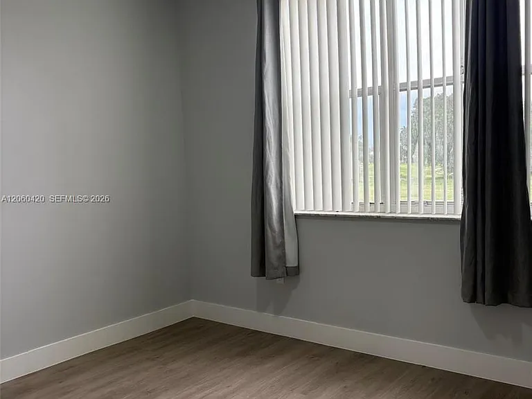 2100 Greenview Shores Blvd #513 — Photo 16