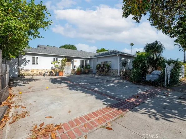 7827 Hesperia Ave, Reseda, CA 91335