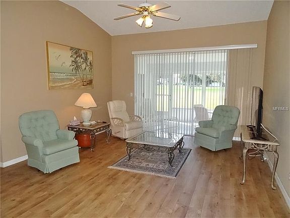 4th image of 527 Princeton Greens Ct #33