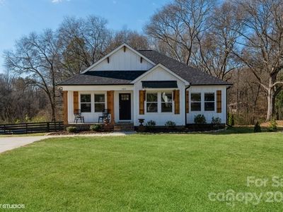 103 Brook Ln, Mount Holly, NC, 28120