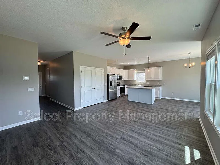 8793 Elmont Cv — Photo 3