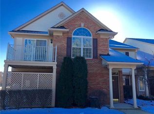 3616 Oakmonte Blvd #1, Rochester, MI 48306