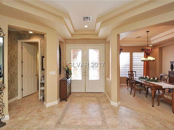 3rd image of 4755 Riva De Romanza St