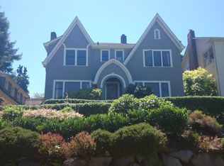 425 Smith St, Seattle, WA 98109