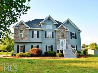 101 Richmond Dr, Carrollton, GA 30117