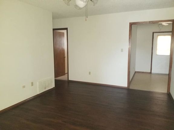 3rd image of 4920 NW Pollard Ave