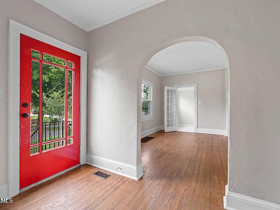 3rd image of 2024 Emoriland Blvd