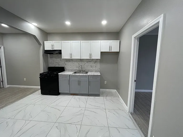 16 Boylan St #1R — Photo 1