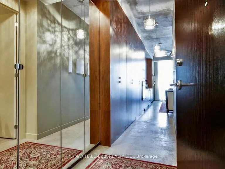 23 Brant St #310 — Photo 3