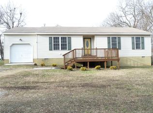 1600 F St, West Point, VA 23181