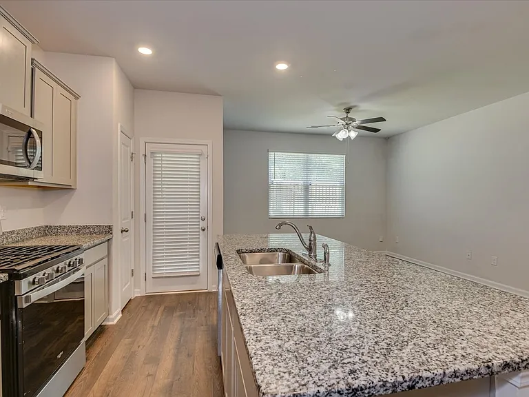 846 Quaint Parish Cir — Photo 14