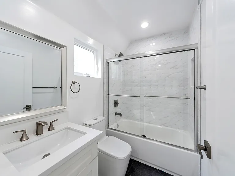7108 Ramsgate Ave #1/2 — Photo 16