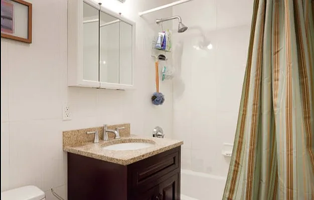 Rented by Gotham City Realty Group | media 32