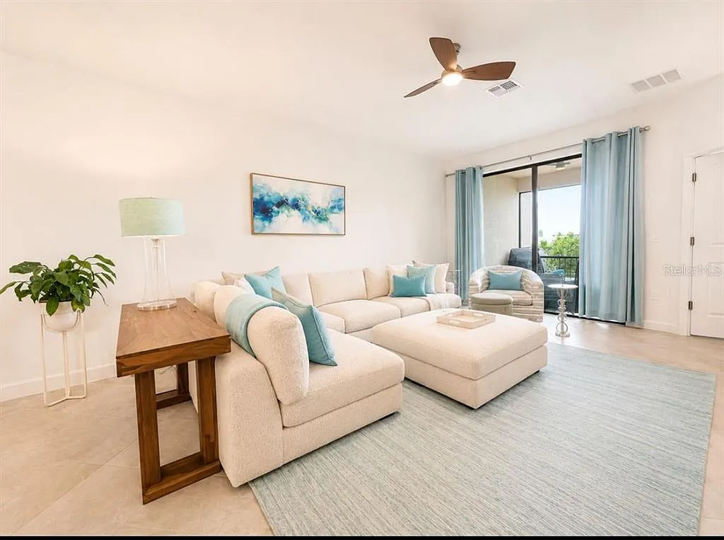 2 bed, 2.0 bath, 1557 sqft, $3,100 — Photo 4
