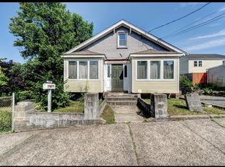 150 Wessels Ave, Bridgeport, CT 06610