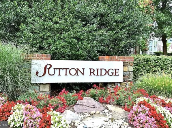 11405 Windleaf Ct #R-30, Reston, VA 20194