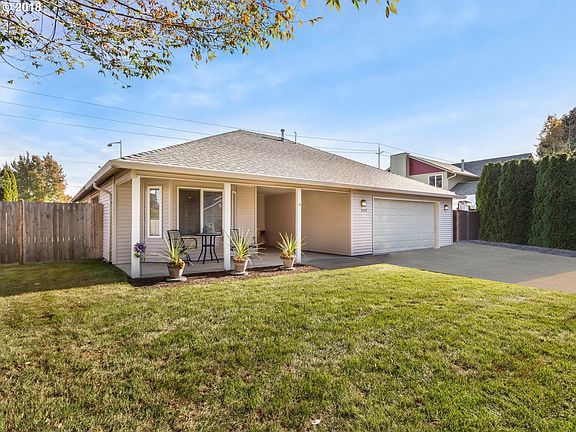 3rd image of 3507 NE 161st Ave