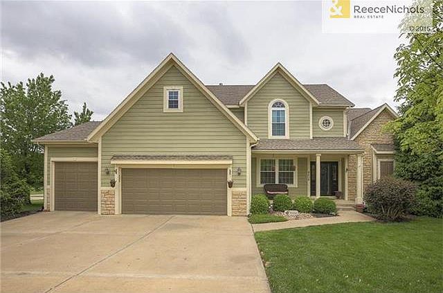 Welcome to 8608 Brome Road in Desoto, KS....so much new inside and out including paint, windows, bathrooms, carpet & more.