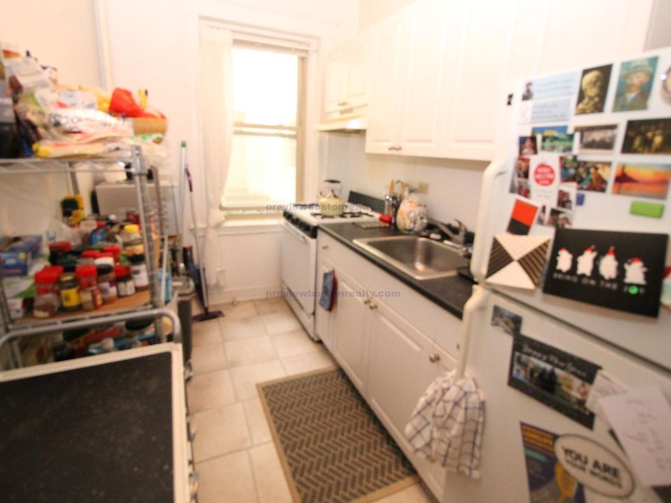 2nd image of 130 Brainerd Rd #283