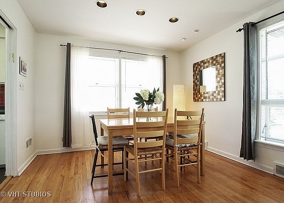 5th image of 9420 Kildare Ave