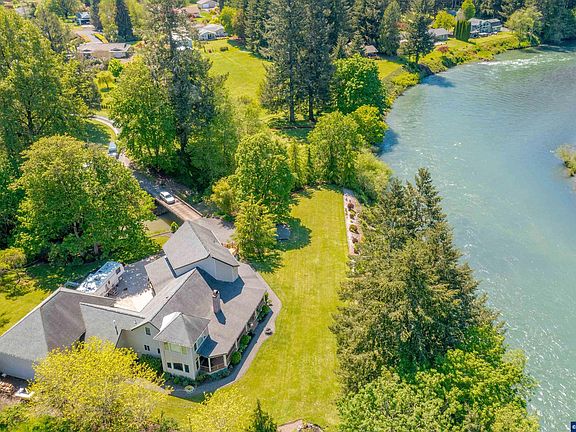 2nd image of 39889 McDowell Creek Dr