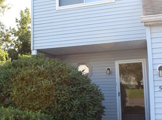 565 Clark Ave APT 58, Bristol, CT 06010