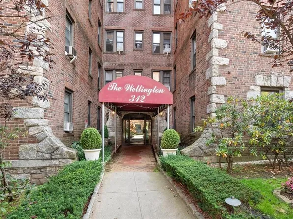 312 Main Street #5G, White Plains, NY 10601