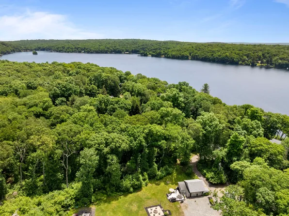 4 Abbe Lane, East Haddam, CT 06423