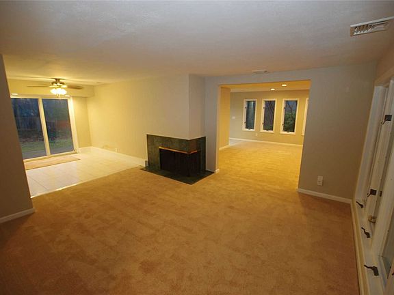 4th image of 49 Bennett Ave
