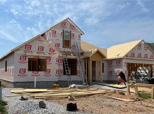 213 Dobson St, Pea Ridge, AR 72751