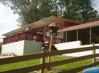 420 Sleepy Hollow Rd, Speedwell, TN 37870