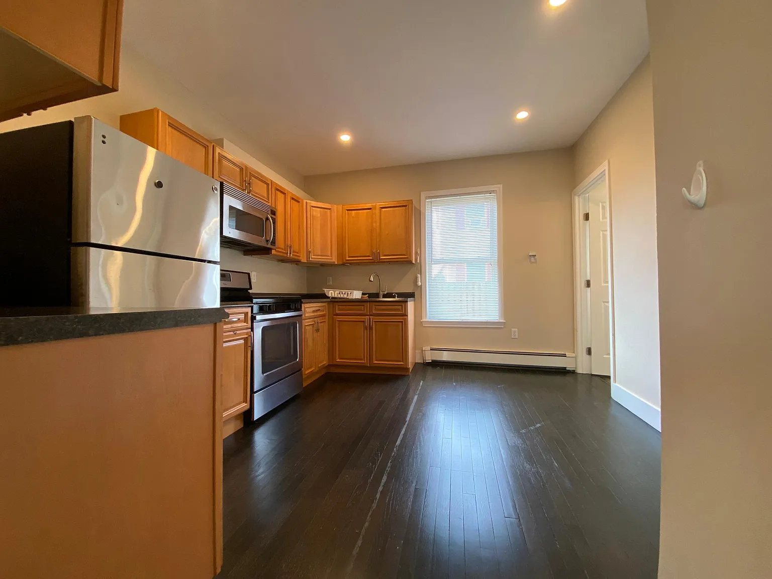 1 bed, $1,900 — Photo 3