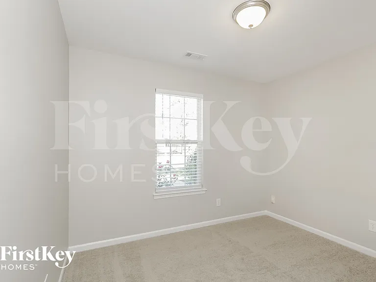 5716 Henderson Oaks Dr — Photo 13