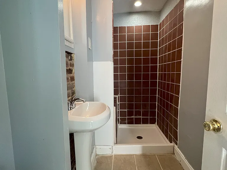 967 Martin St SE — Photo 10
