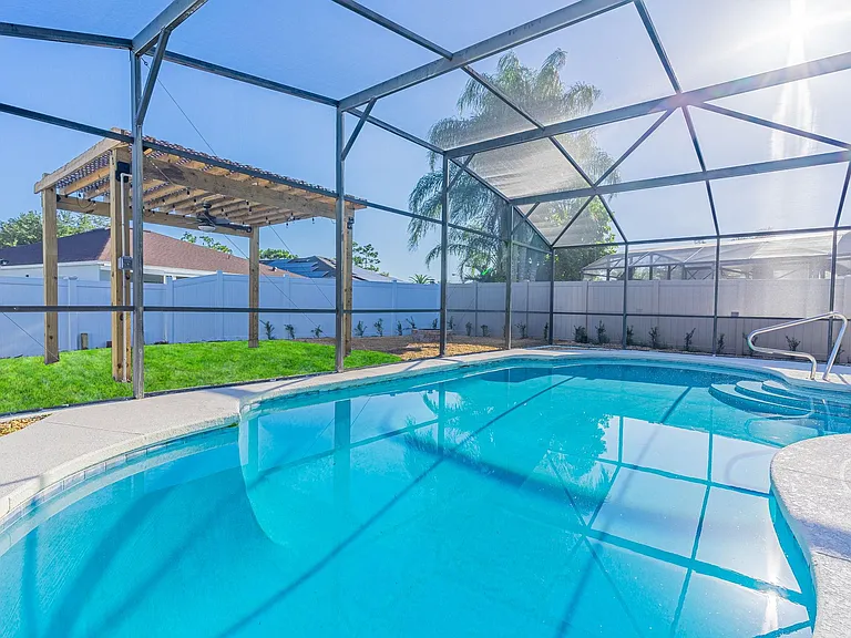 11318 Carabelee Cir — Photo 29