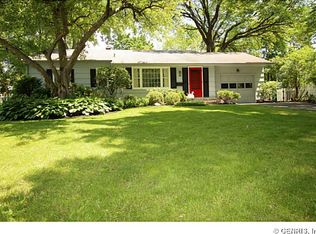 10 Hillside Rd #E, Penfield, NY 14526