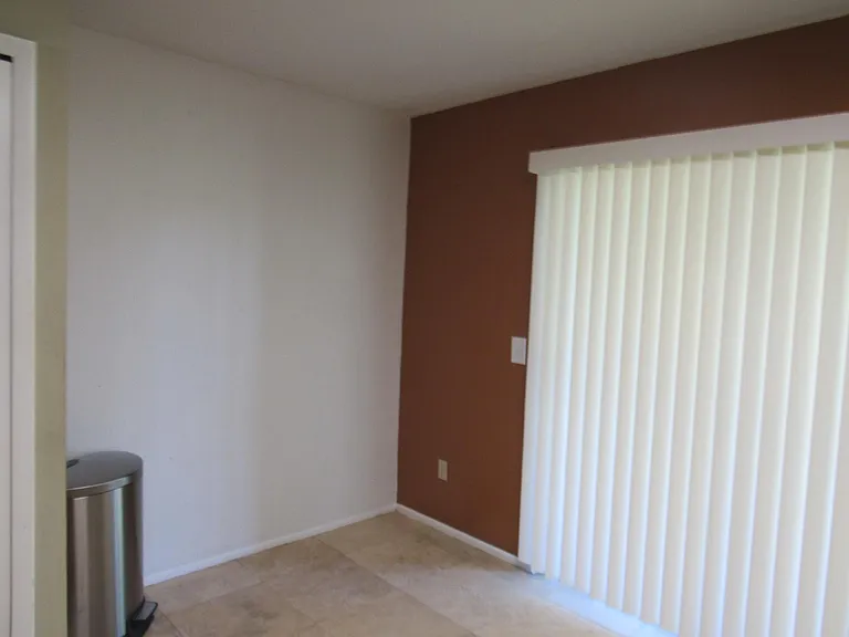 109 Reserve Cir #113 — Photo 32