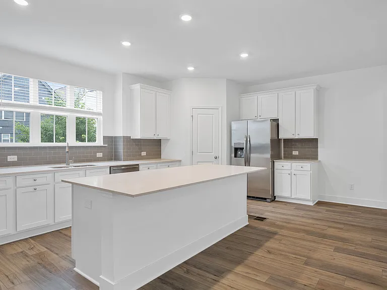 3227 Aberdeen Row — Photo 33
