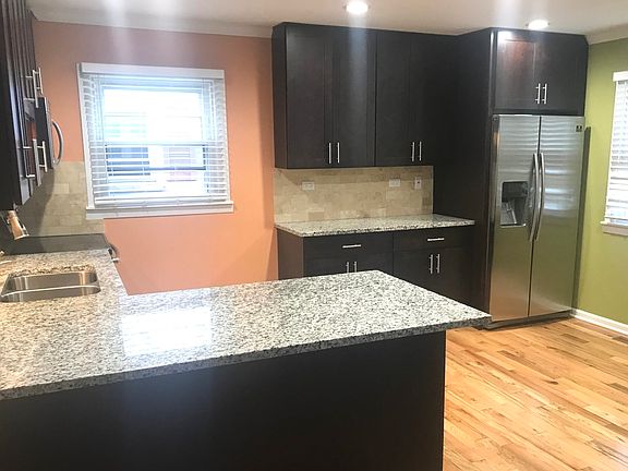 2nd image of 9419 Kelvin Ln APT 3164