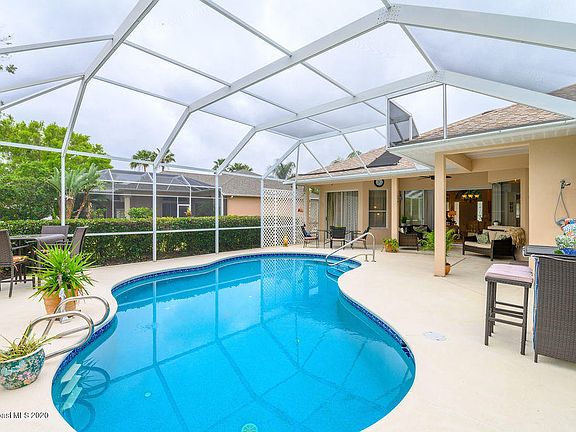 2nd image of 5781 Herons Landing Dr