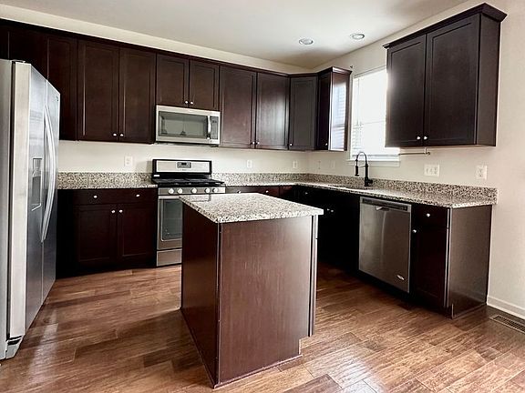 2nd image of 107 Foundry Ln #31